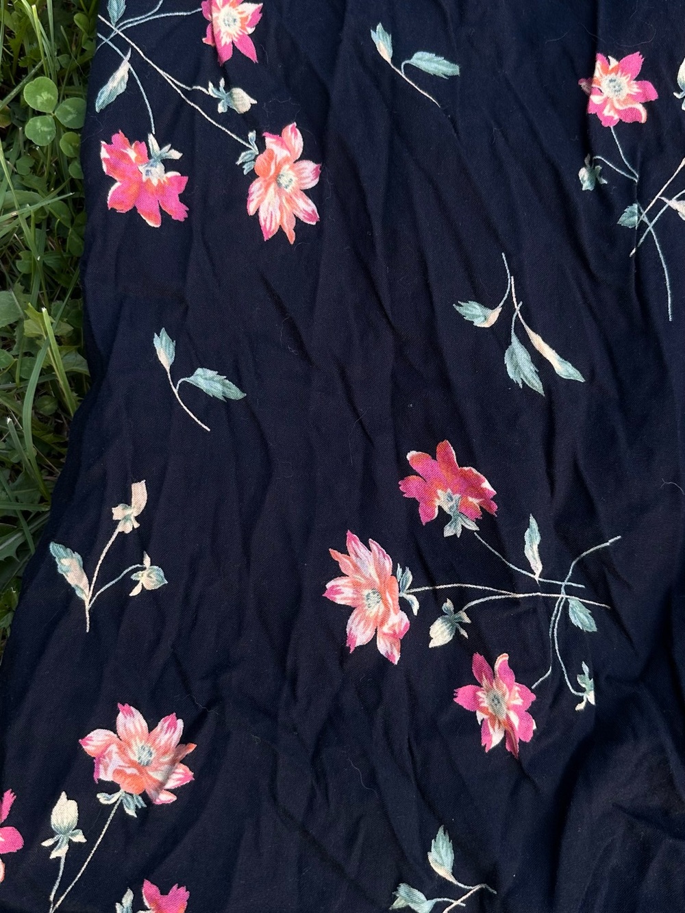 90s-Y2K Cottage Core Flowy Wrap Skirt - Black Floral Maxi by Bass - Picture 7 of 14